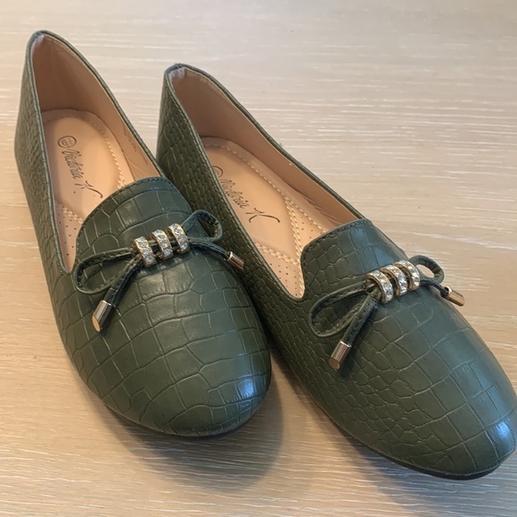 Victoria K rubber sole flats / loafers Size 6.5 NWOB light & comfy shoes - Picture 3 of 9